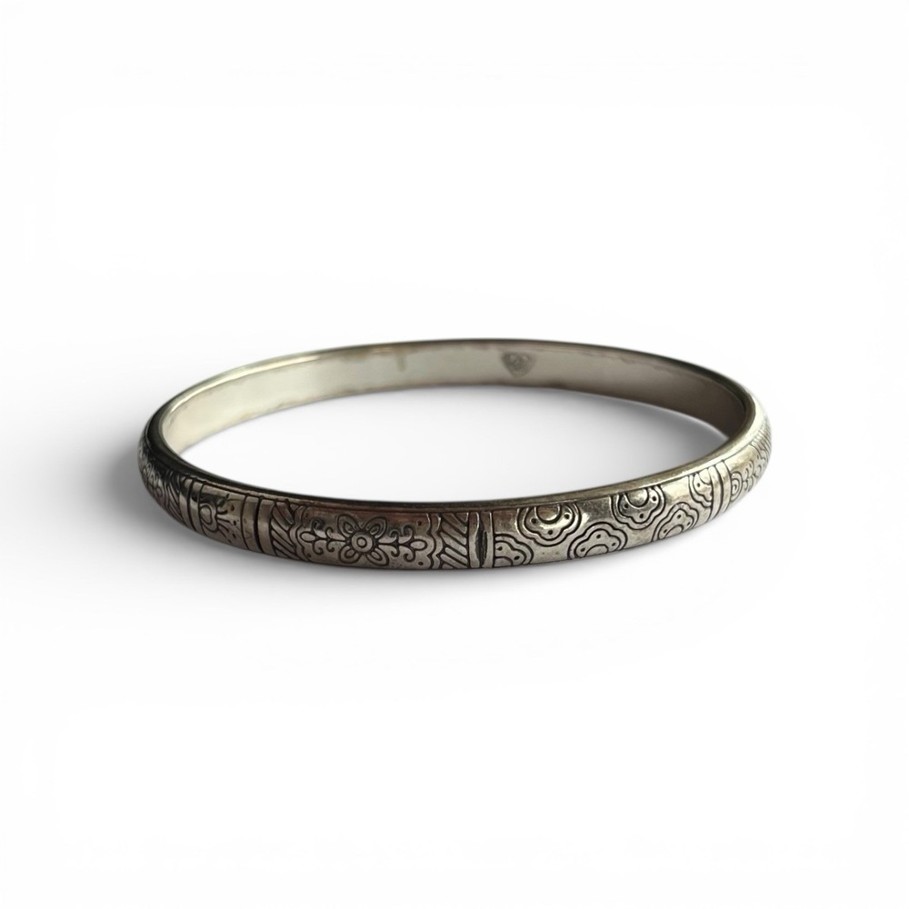 Engraved Silver Tone Bangle Bracelet Floral Etched Design Heart B Stamp Mark 26g